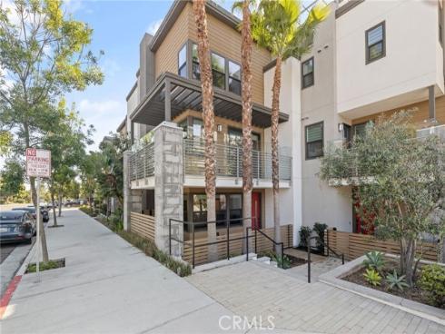 719 S. Grable