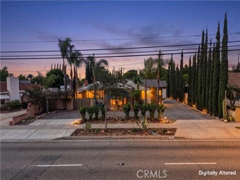 815 E. Collins