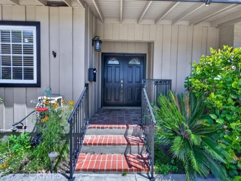 2077 N Mori , Orange, CA