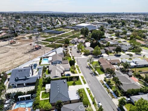 2077 N Mori , Orange, CA