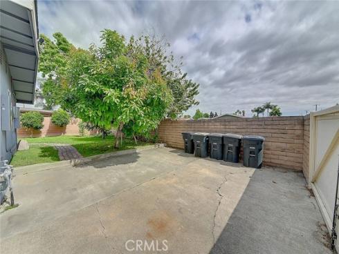 2044 W Spruce Avenue, Orange, CA