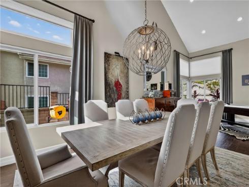 2704 North Vista Heights Avenue , Orange, CA