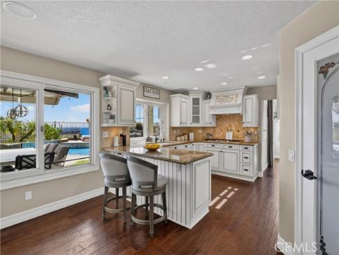 2704 North Vista Heights Avenue , Orange, CA