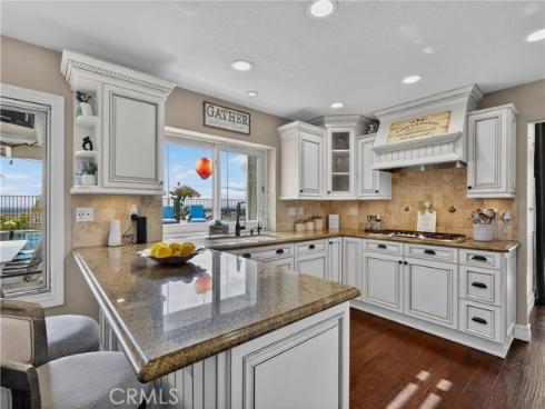 2704 North Vista Heights Avenue , Orange, CA