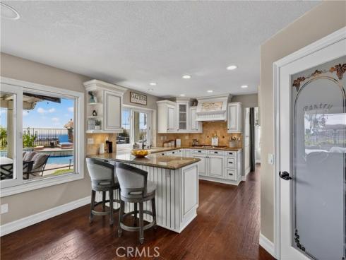 2704 North Vista Heights Avenue , Orange, CA