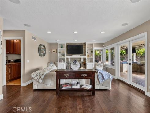 2704 North Vista Heights Avenue , Orange, CA
