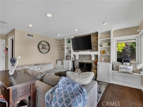 2704 North Vista Heights Avenue , Orange, CA