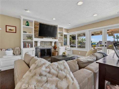 2704 North Vista Heights Avenue , Orange, CA