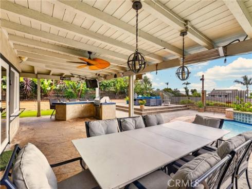 2704 North Vista Heights Avenue , Orange, CA