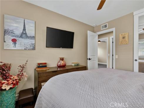 2704 North Vista Heights Avenue , Orange, CA