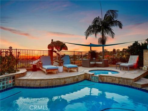 2704 North Vista Heights Avenue , Orange, CA