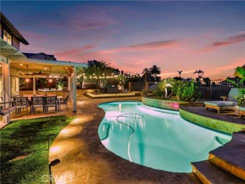 2704 North Vista Heights Avenue , Orange, CA