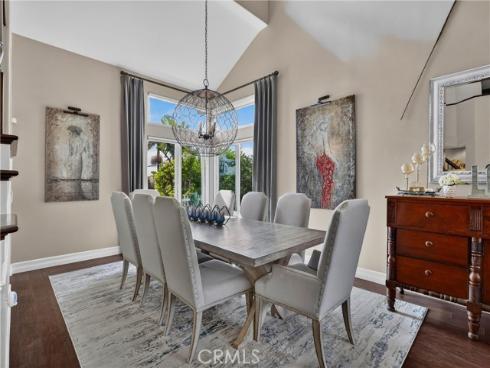 2704 North Vista Heights Avenue , Orange, CA