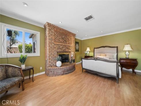 315 E Wilson , Orange, CA