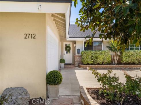2712 E Jacaranda Avenue , Orange, CA