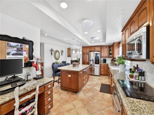 633 N Orange Street, Orange, CA