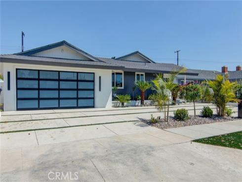2543 E Locust , Orange, CA