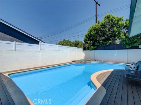 2543 E Locust , Orange, CA