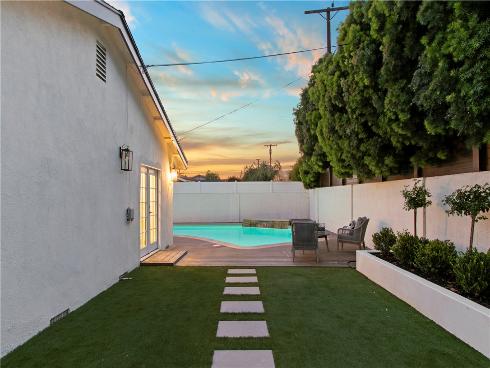 2543 E Locust , Orange, CA