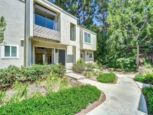 307 N. Singingwood 8