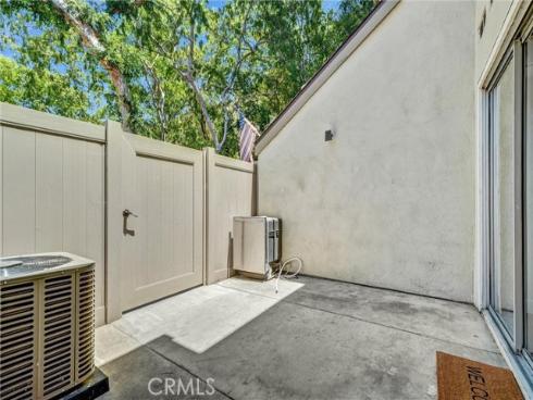 307 N Singingwood 8 , Orange, CA