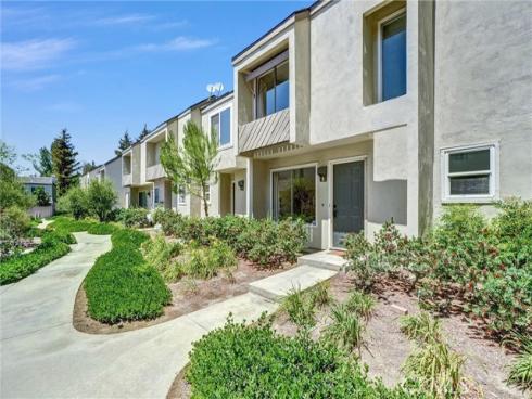 307 N Singingwood 8 , Orange, CA