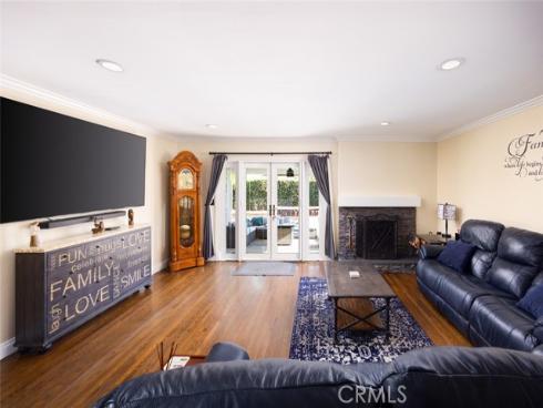 840 E Glendora Avenue, Orange, CA