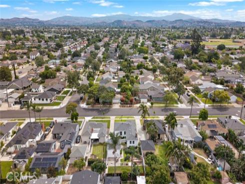 834 N Grand Street, Orange, CA