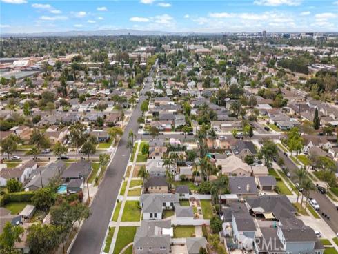 834 N Grand Street, Orange, CA