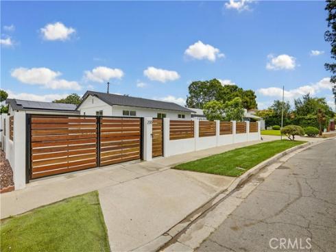 2515 E Orange Grove  , Orange, CA