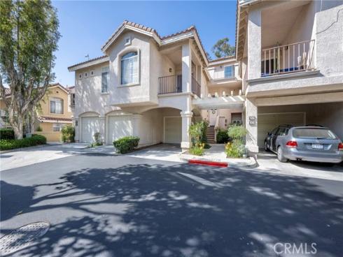 8215 E. White Oak Ridge 105