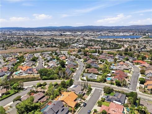 2888 N Wyngate , Orange, CA