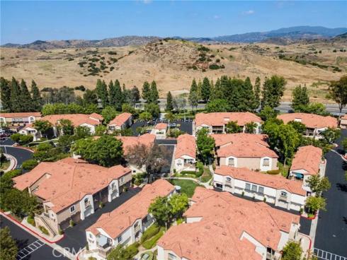 215 S Cross Creek L , Orange, CA