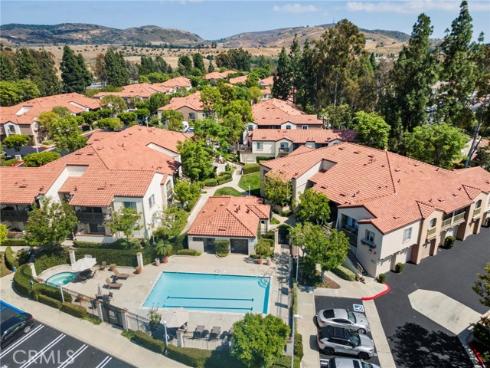 215 S Cross Creek L , Orange, CA