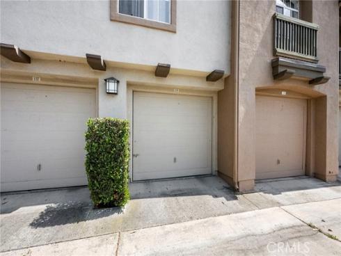 215 S Cross Creek L , Orange, CA