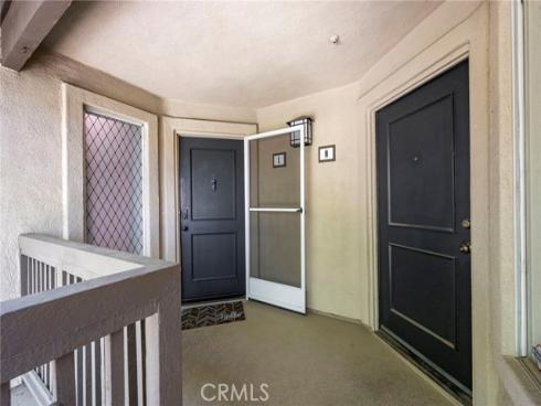 215 S Cross Creek L , Orange, CA
