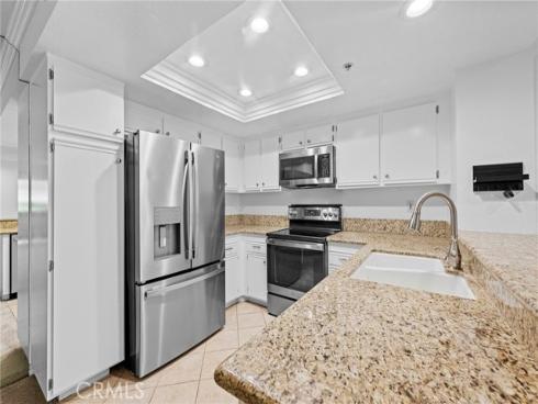 215 S Cross Creek L , Orange, CA