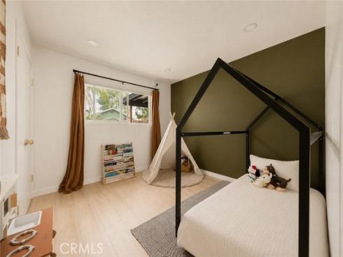 1519 E Van Bibber , Orange, CA