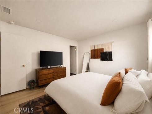 1519 E Van Bibber , Orange, CA
