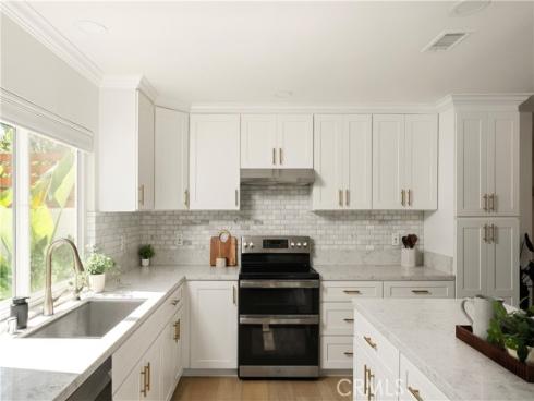 1519 E Van Bibber , Orange, CA