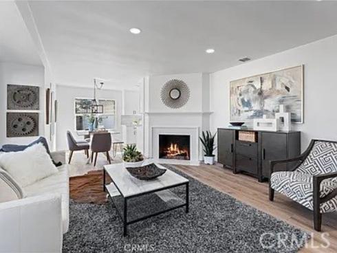 1052 W Palmyra , Orange, CA