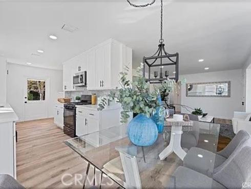 1052 W Palmyra , Orange, CA