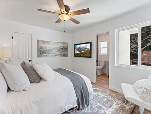 1052 W Palmyra , Orange, CA