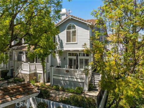 596 N. Pageant A