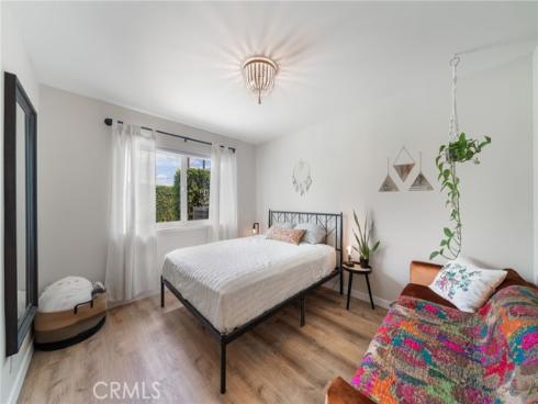 1517 E Riverview , Orange, CA
