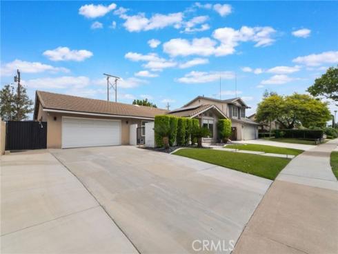 1517 E Riverview , Orange, CA