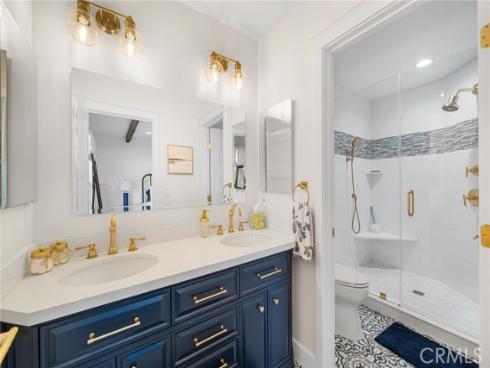 822 E Walnut Avenue, Orange, CA