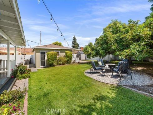 822 E Walnut Avenue, Orange, CA