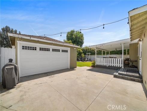 822 E Walnut   Avenue, Orange, CA