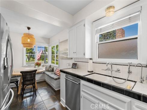 822 E Walnut Avenue, Orange, CA